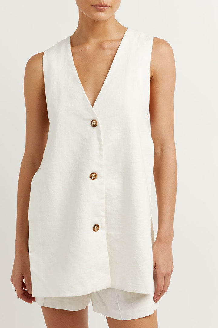 Fiona - Sleeveless Buttoned Set